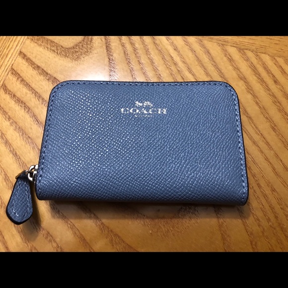Coach Handbags - Coach card wallet NEW